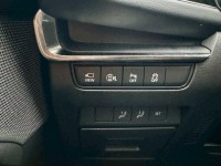 Mazda  Mazda3 新車價101.8 抬頭顯示幕 BOSE音響 電動記憶座椅 導流板 5D | 新北市汽車商業同業公會｜TACA優良車商聯盟｜中古、二手車買車賣車公會認證保固