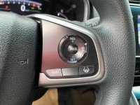 Honda  CR-V 金鑽店~CR-V 1.5 VTi-S 白 里程保證只跑6萬多公里 ACC主動跟車全速域 車道維持 變換 偏離 輔助系統 AEB自動煞停 遠光燈自動控制 斜坡起步輔助 循跡防滑 6安 胎壓監控 免鑰啟動車門鎖 定速 倒車影像 導航 多功能影音 右側影像無死角 後座出風口 LED頭燈 日行燈 尾燈 等多項配備！ | 新北市汽車商業同業公會｜TACA優良車商聯盟｜中古、二手車買車賣車公會認證保固