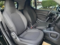 Smart  SMART FORTWO 金鑽店~SMART Fortwo 2人座 1.0 白黑雙色 4安 安全警示系統防追撞 循跡防滑 斜坡起步輔助 胎壓監控 定速 全景天窗 方向盤快控鍵 恆溫空調 LED日行燈 里程保證只跑1萬多公里 等多項配備！ | 新北市汽車商業同業公會｜TACA優良車商聯盟｜中古、二手車買車賣車公會認證保固