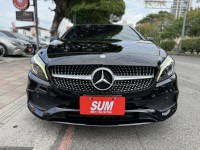 Mercedes-Benz/賓士   A-CLASS  A180 金鑽店~賓士總代理A180 AMG版 黑色5門掀背 里程保證9萬多公里 循跡防滑 主動安全預防系統 胎壓監控 9安 免鑰啟動車門鎖 定速 自動停車 雨滴感應雨刷 倒車影像 恆溫空調 換檔撥片 電動記憶座椅 後座出風口 LED頭燈 日行燈 空力套件 等多項配備！ | 新北市汽車商業同業公會｜TACA優良車商聯盟｜中古、二手車買車賣車公會認證保固