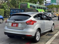 Ford/福特  Focus 金鑽店~focus 1.5T 銀色 里程保證 4安 循跡防滑系統 斜坡起步輔助 胎壓監控 定速 原廠大螢幕 導航 倒車影像 行車記錄器 藍芽音樂 換檔撥片 方向盤快控鍵 等多項配備！ | 新北市汽車商業同業公會｜TACA優良車商聯盟｜中古、二手車買車賣車公會認證保固