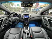 Hyundai  Elantra 金鑽店~Elantra EX 1.8 寶藍 6安 循跡防滑 免鑰啟動車門鎖 定速 安卓機 倒車影像 光感應頭燈 雨滴感應雨刷 天窗 恆溫空調 方向盤快控鍵 後座出風口 等多項配備！ | 新北市汽車商業同業公會｜TACA優良車商聯盟｜中古、二手車買車賣車公會認證保固