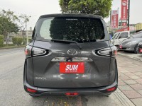 Toyota  SIENTA 金鑽店~SIENTA 1.8 雙電滑門 里程保證2萬多公里 車道偏離 變換輔助系統 AEB自動緊急煞車系統 遠光燈自動控制 胎壓監控 斜坡起步輔助 循跡防滑 8安 免鑰啟動車門鎖 定速 光感應頭燈 電動摺疊後視鏡 盲點偵測 藍芽通訊 方向盤快控鍵 恆溫空調 後座出風口 粉塵過濾器 LED日行燈 倒車影像 等多項配備！ | 新北市汽車商業同業公會｜TACA優良車商聯盟｜中古、二手車買車賣車公會認證保固