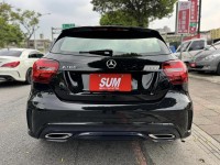 Mercedes-Benz/賓士   A-CLASS  A180 金鑽店~超帥的賓士 5門掀背車來啦！新進2017年式 最頂規的A180 AMG版本 只跑9萬多公里喔！前車主非常的顧車 買到賺到 此車主要配備有 循跡防滑 9安 胎壓監控 主動安全預防系統 免鑰啟動車門鎖 定速 倒車影像 自動停車系統 光感應頭燈 雨滴感應雨刷 換檔撥片 恆溫分區空調 粉塵過濾器 雙前座跑車座椅 電動記憶座椅 後座出風口 LED頭燈 空力套件 等超多樣配備！ | 新北市汽車商業同業公會｜TACA優良車商聯盟｜中古、二手車買車賣車公會認證保固