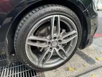Mercedes-Benz/賓士   A-CLASS  A180 金鑽店~超帥的賓士 5門掀背車來啦！新進2017年式 最頂規的A180 AMG版本 只跑9萬多公里喔！前車主非常的顧車 買到賺到 此車主要配備有 循跡防滑 9安 胎壓監控 主動安全預防系統 免鑰啟動車門鎖 定速 倒車影像 自動停車系統 光感應頭燈 雨滴感應雨刷 換檔撥片 恆溫分區空調 粉塵過濾器 雙前座跑車座椅 電動記憶座椅 後座出風口 LED頭燈 空力套件 等超多樣配備！ | 新北市汽車商業同業公會｜TACA優良車商聯盟｜中古、二手車買車賣車公會認證保固