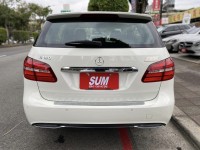 Mercedes-Benz/賓士   B-CLASS  B180 金鑽店~總代理B180白 原廠保養 里程保證只跑6萬多公里 小改款 免鑰啟動 後座出風口 定速 自動停車 循跡防滑 9安 主動式安全防護系統 胎壓監控 等多樣配備！ | 新北市汽車商業同業公會｜TACA優良車商聯盟｜中古、二手車買車賣車公會認證保固