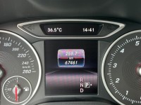 Mercedes-Benz/賓士   B-CLASS  B180 金鑽店~總代理B180白 原廠保養 里程保證只跑6萬多公里 小改款 免鑰啟動 後座出風口 定速 自動停車 循跡防滑 9安 主動式安全防護系統 胎壓監控 等多樣配備！ | 新北市汽車商業同業公會｜TACA優良車商聯盟｜中古、二手車買車賣車公會認證保固