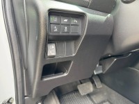 Honda  CR-V 金鑽店~CR-V 1.5S 里程保證5萬多公里 ！主要配備有 ACC主動跟車 車道維持輔助 車道偏離警示 車道變換輔助 斜坡起步輔助 循跡防滑 AEB自動緊急煞車 遠光燈自動控制 胎壓監控 8安 免鑰啟動車門鎖 定速 雨滴感應雨刷 全景天窗 電動尾門 衛星導航 恆溫分區空調 電動座椅 後座出風口 換檔撥片 LED日行燈 頭燈 尾燈 等超多項配備！ | 新北市汽車商業同業公會｜TACA優良車商聯盟｜中古、二手車買車賣車公會認證保固