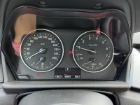 BMW/ 寶馬  2 SERIES  218i 金鑽店~BMW218i 白 主要配備有 循跡防滑 斜坡起步輔助 胎壓監控 6安 免鑰啟動車門 定速 倒車影像 光感應頭燈 雨滴感應雨刷 電動折疊後視鏡 分區恆溫空調 雙電動座椅 粉塵過濾器 後座出風口 LED日行燈 頭燈 尾燈 等多項配備！ | 新北市汽車商業同業公會｜TACA優良車商聯盟｜中古、二手車買車賣車公會認證保固