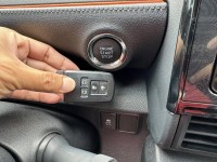 Toyota  SIENTA 金鑽店~SIENTA 1.8 雙電滑門 車道偏離 變換輔助系統 AEB自動緊急煞車系統 遠光燈自動控制 胎壓監控 斜坡起步輔助 循跡防滑 8安 免鑰啟動車門鎖 定速 光感應頭燈 電動摺疊後視鏡 盲點偵測 藍芽通訊 方向盤快控鍵 恆溫空調 後座出風口 粉塵過濾器 LED日行燈 等多項配備！ | 新北市汽車商業同業公會｜TACA優良車商聯盟｜中古、二手車買車賣車公會認證保固