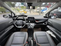 Toyota  SIENTA 金鑽店~SIENTA 1.8 雙電滑門 車道偏離 變換輔助系統 AEB自動緊急煞車系統 遠光燈自動控制 胎壓監控 斜坡起步輔助 循跡防滑 8安 免鑰啟動車門鎖 定速 光感應頭燈 電動摺疊後視鏡 盲點偵測 藍芽通訊 方向盤快控鍵 恆溫空調 後座出風口 粉塵過濾器 LED日行燈 等多項配備！ | 新北市汽車商業同業公會｜TACA優良車商聯盟｜中古、二手車買車賣車公會認證保固