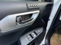 Lexus  CT200H 金鑽店~CT200h 白 油電混合 1.8 省油省稅 主要配備有，循跡防滑 免鑰啟動車門鎖 定速 光感應頭燈 感應雨刷 10安 方向盤快控鍵 分區恆溫空調 駕駛座電動座椅 雙前座電熱椅 LED日行燈 尾燈 等多項配備！ | 新北市汽車商業同業公會｜TACA優良車商聯盟｜中古、二手車買車賣車公會認證保固