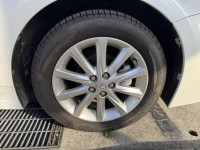 Lexus  CT200H 金鑽店~CT200h 白 油電混合 1.8 省油省稅 主要配備有，循跡防滑 免鑰啟動車門鎖 定速 光感應頭燈 感應雨刷 10安 方向盤快控鍵 分區恆溫空調 駕駛座電動座椅 雙前座電熱椅 LED日行燈 尾燈 等多項配備！ | 新北市汽車商業同業公會｜TACA優良車商聯盟｜中古、二手車買車賣車公會認證保固