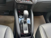 Nissan  Kicks 金鑽店~ Kicks 1.5 智行旗艦版 主要配備有 車道偏離警示 車道變換輔助 AEB自動緊急煞車 遠光燈自動控制 胎壓監控 斜坡起步輔助 循跡防滑 6安 免鑰啟動車門鎖 定速 倒車影像輔助 360度環景影像 光感應頭燈 電動摺疊後視鏡 選配前後行車記錄器 導航 Apple CarPlay 恆溫空調 粉塵過濾器 LED頭燈 車頂行李架 空力套件 等超多項配備！ | 新北市汽車商業同業公會｜TACA優良車商聯盟｜中古、二手車買車賣車公會認證保固