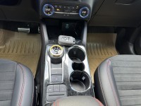 Ford/福特  Kuga 金鑽店~Kuga  ST-Line AWD 2.0 新車價120幾萬 6大系統 原廠保固中 里程保證只跑3萬多公里！主要配備有，ACC主動跟車 車道維持輔助 車道變換輔助 車道偏離警示 循跡防滑 斜坡起步輔助 AEB自動緊急煞車 7安 遠光燈自動控制 胎壓監控 免鑰啟動車門鎖 定速 360度環景影像 雨滴感應雨刷 光感應頭燈 全景天窗 電動尾門 HUD抬頭顯示器 電動摺疊後視鏡 導航 換檔撥片 分區恆溫空調 粉塵過濾器 電動座椅 後座出風口 雙前座跑車座椅 LED頭燈 尾燈 日行燈 主動轉向燈 空力套件  | 新北市汽車商業同業公會｜TACA優良車商聯盟｜中古、二手車買車賣車公會認證保固
