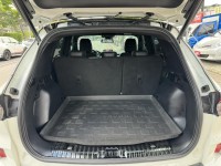 Ford/福特  Kuga 金鑽店~Kuga  ST-Line AWD 2.0 新車價120幾萬 6大系統 原廠保固中 里程保證只跑3萬多公里！主要配備有，ACC主動跟車 車道維持輔助 車道變換輔助 車道偏離警示 循跡防滑 斜坡起步輔助 AEB自動緊急煞車 7安 遠光燈自動控制 胎壓監控 免鑰啟動車門鎖 定速 360度環景影像 雨滴感應雨刷 光感應頭燈 全景天窗 電動尾門 HUD抬頭顯示器 電動摺疊後視鏡 導航 換檔撥片 分區恆溫空調 粉塵過濾器 電動座椅 後座出風口 雙前座跑車座椅 LED頭燈 尾燈 日行燈 主動轉向燈 空力套件  | 新北市汽車商業同業公會｜TACA優良車商聯盟｜中古、二手車買車賣車公會認證保固