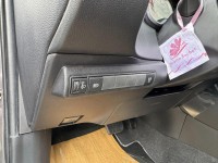 Toyota  Altis 金鑽店~ALTIS 1.8 灰 主要配備有 ACC主動跟車系統 車道偏離警示 車道維持輔助 斜坡起步輔助 AEB自動緊急煞車 遠光燈自動控制 胎壓監控 循跡防滑 9安 定速 光感應頭燈 電動折疊後視鏡 恆溫空調 粉塵過濾器 後座出風口 LED日行燈 尾燈 等多項配備！ | 新北市汽車商業同業公會｜TACA優良車商聯盟｜中古、二手車買車賣車公會認證保固