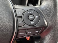 Toyota  Altis 金鑽店~ALTIS 1.8 灰 主要配備有 ACC主動跟車系統 車道偏離警示 車道維持輔助 斜坡起步輔助 AEB自動緊急煞車 遠光燈自動控制 胎壓監控 循跡防滑 9安 定速 光感應頭燈 電動折疊後視鏡 恆溫空調 粉塵過濾器 後座出風口 LED日行燈 尾燈 等多項配備！ | 新北市汽車商業同業公會｜TACA優良車商聯盟｜中古、二手車買車賣車公會認證保固