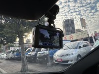 Mercedes-Benz/賓士   C-CLASS  C250 金鑽店~賓士旗艦小改款C250AMG 只跑6萬多公里 主要配備有，選配全景天窗 大螢幕 導航 無線Apple CarPlay ￼倒車影像 9安 遠光燈自動控制 胎壓監控 AEB自動緊急煞車 車道變換輔助 主動安全預防系統 循跡防滑 定速 自動停車系統 雨滴感應雨刷 光感應頭燈 電動摺疊後視鏡 換檔撥片 分區恆溫空調 雙電動記憶座椅 粉塵過濾器 後座出風口 空力套件 LED日行燈 頭燈 尾燈 主動轉向頭燈 等多項配備！ | 新北市汽車商業同業公會｜TACA優良車商聯盟｜中古、二手車買車賣車公會認證保固