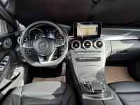 Mercedes-Benz/賓士   C-CLASS  C250 金鑽店~賓士旗艦小改款C250AMG 只跑6萬多公里 主要配備有，選配全景天窗 大螢幕 導航 無線Apple CarPlay ￼倒車影像 9安 遠光燈自動控制 胎壓監控 AEB自動緊急煞車 車道變換輔助 主動安全預防系統 循跡防滑 定速 自動停車系統 雨滴感應雨刷 光感應頭燈 電動摺疊後視鏡 換檔撥片 分區恆溫空調 雙電動記憶座椅 粉塵過濾器 後座出風口 空力套件 LED日行燈 頭燈 尾燈 主動轉向頭燈 等多項配備！ | 新北市汽車商業同業公會｜TACA優良車商聯盟｜中古、二手車買車賣車公會認證保固