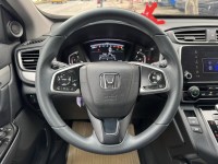 Honda  CR-V 金鑽店~2021年CR-V 1.5 VTi-S 白 里程保證 ACC主動跟車全速域 車道維持 變換 偏離 輔助系統 AEB自動煞停 遠光燈自動控制 斜坡起步輔助 循跡防滑 8安 電動尾門 胎壓監控 免鑰啟動車門鎖 定速 倒車影像 導航 多功能影音 右側影像無死角 後座出風口 LED頭燈 日行燈 尾燈 等多項配備！ | 新北市汽車商業同業公會｜TACA優良車商聯盟｜中古、二手車買車賣車公會認證保固
