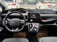 Toyota  SIENTA 金鑽店~SIENTA 1.8 正7人座 雙電動滑門 車道變換輔助系統 倒車影像 胎壓監控 斜坡起步輔助 循跡防滑 8安 免鑰啟動車門鎖 定速 光感應頭燈 電動摺疊後視鏡 盲點偵測 藍芽通訊 方向盤快控鍵 恆溫空調 後座出風口 粉塵過濾器 LED日行燈 等多項配備！ | 新北市汽車商業同業公會｜TACA優良車商聯盟｜中古、二手車買車賣車公會認證保固