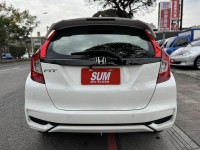 Honda  FIT 金鑽店~FIT 1.5頂級S版 ㄧ手車 里程保證4萬多公里 循跡防滑 胎壓監控 斜坡起步輔助 6安 免鑰啟動車門鎖 定速 恆溫空調 換檔撥片 原廠多功能大螢幕 導航 倒車影像 等多項配備！ | 新北市汽車商業同業公會｜TACA優良車商聯盟｜中古、二手車買車賣車公會認證保固