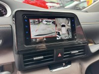 Toyota  SIENTA 金鑽店~SIENTA 1.8 正7人座 只跑7000多公里 雙電滑門 360度環景影像 車道偏離 變換輔助系統 AEB自動緊急煞車系統 遠光燈自動控制 胎壓監控 斜坡起步輔助 循跡防滑 8安 免鑰啟動車門鎖 定速 光感應頭燈 電動摺疊後視鏡 盲點偵測 導航 ￼Apple CarPlay 藍芽通訊 方向盤快控鍵 抬頭顯示器 前後行車記錄器 恆溫空調 後座出風口 粉塵過濾器 LED日行燈 等多項配備！ | 新北市汽車商業同業公會｜TACA優良車商聯盟｜中古、二手車買車賣車公會認證保固