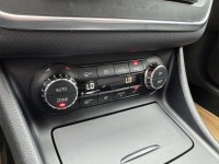 Mercedes-Benz/賓士   GLA-CLASS  GLA180 金鑽店~賓士總代理 GLA180 白 1.6 里程保證只跑7萬多公里！主要配備有，循跡防滑 胎壓監控 主動安全預防系統 9安 免鑰啟動車門鎖 定速 倒車影像 自動停車系統 光感應頭燈 雨滴感應雨刷 電動折疊後視鏡 電動尾門 分區恆溫空調 換檔撥片 粉塵過濾器 雙前座跑車座椅 電動記憶座椅 後座出風口 LED日行燈 尾燈 HID頭燈 車頂行李架 等多項配備！ | 新北市汽車商業同業公會｜TACA優良車商聯盟｜中古、二手車買車賣車公會認證保固