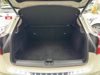 Mercedes-Benz/賓士   GLA-CLASS  GLA180 金鑽店~賓士總代理 GLA180 白 1.6 里程保證只跑7萬多公里！主要配備有，循跡防滑 胎壓監控 主動安全預防系統 9安 免鑰啟動車門鎖 定速 倒車影像 自動停車系統 光感應頭燈 雨滴感應雨刷 電動折疊後視鏡 電動尾門 分區恆溫空調 換檔撥片 粉塵過濾器 雙前座跑車座椅 電動記憶座椅 後座出風口 LED日行燈 尾燈 HID頭燈 車頂行李架 等多項配備！ | 新北市汽車商業同業公會｜TACA優良車商聯盟｜中古、二手車買車賣車公會認證保固