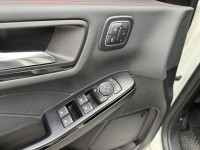 Ford/福特  Kuga 金鑽店~超優質的休旅車來囉！大滿配 2023年式Kuga  ST-Line X AWD 2.0 新車價120幾萬 新車原廠保固中 里程保證！主要配備有，ACC主動跟車 車道維持輔助 車道變換輔助 車道偏離警示 循跡防滑 斜坡起步輔助 AEB自動緊急煞車 7安 遠光燈自動控制 胎壓監控 免鑰啟動車門鎖 定速 360度環景影像 雨滴感應雨刷 光感應頭燈 全景天窗 電動尾門 HUD抬頭顯示器 電動摺疊後視鏡 導航 Apple CarPlay ￼換檔撥片 分區恆溫空調 粉塵過濾器 電動座椅 後座出風口 雙前座跑車 | 新北市汽車商業同業公會｜TACA優良車商聯盟｜中古、二手車買車賣車公會認證保固