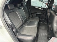 Ford/福特  Kuga 金鑽店~超優質的休旅車來囉！大滿配 2023年式Kuga  ST-Line X AWD 2.0 新車價120幾萬 新車原廠保固中 里程保證！主要配備有，ACC主動跟車 車道維持輔助 車道變換輔助 車道偏離警示 循跡防滑 斜坡起步輔助 AEB自動緊急煞車 7安 遠光燈自動控制 胎壓監控 免鑰啟動車門鎖 定速 360度環景影像 雨滴感應雨刷 光感應頭燈 全景天窗 電動尾門 HUD抬頭顯示器 電動摺疊後視鏡 導航 Apple CarPlay ￼換檔撥片 分區恆溫空調 粉塵過濾器 電動座椅 後座出風口 雙前座跑車 | 新北市汽車商業同業公會｜TACA優良車商聯盟｜中古、二手車買車賣車公會認證保固