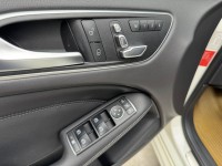 Mercedes-Benz/賓士   B-CLASS  B200 金鑽店~小改款 總代理B200 里程履約保證只跑8萬多公里 白色 全景天窗 雙電動記憶座椅 9安 循跡防滑 主動式安全預防系統 胎壓監控 免鑰啟動車門鎖 定速 自動停車 光感應頭燈 雨滴感應雨刷 倒車影像 後座出風口 藍芽通訊 換檔撥片 LED頭燈 尾燈 日行燈 等多項配備！ | 新北市汽車商業同業公會｜TACA優良車商聯盟｜中古、二手車買車賣車公會認證保固