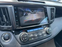 Toyota  RAV4 金鑽店~RAV4  2.0 尊爵版 里程履約保證只跑9萬多公里！  主要配備有，ACC自動跟車系統 車道偏離警示 斜坡起步輔助 循跡防滑系統 9安 遠光燈自動控制 胎壓監控 免鑰啟動車門鎖 定速 光感應頭燈 電動折疊後視鏡 倒車影像 導航 Apple CarPlay ￼分區恆溫空調 粉塵過濾器 電動座椅 LED日行燈 頭燈 尾燈 等多項配備！ | 新北市汽車商業同業公會｜TACA優良車商聯盟｜中古、二手車買車賣車公會認證保固