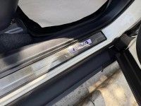 Toyota  RAV4 金鑽店~RAV4  2.0 尊爵版 里程履約保證只跑9萬多公里！  主要配備有，ACC自動跟車系統 車道偏離警示 斜坡起步輔助 循跡防滑系統 9安 遠光燈自動控制 胎壓監控 免鑰啟動車門鎖 定速 光感應頭燈 電動折疊後視鏡 倒車影像 導航 Apple CarPlay ￼分區恆溫空調 粉塵過濾器 電動座椅 LED日行燈 頭燈 尾燈 等多項配備！ | 新北市汽車商業同業公會｜TACA優良車商聯盟｜中古、二手車買車賣車公會認證保固