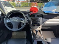 Lexus  IS 金鑽店~IS250 里程保證只跑13萬多公里，車況超優 主要配備有，循跡防滑 10安 免鑰啟動車門鎖 定速 光感應頭燈 雨滴感應雨刷 天窗 電動後遮陽簾 分區恆溫空調 換檔撥片 方向盤電動調整 粉塵過濾器 雙電動座椅 後座出風口 LED日行燈 HID頭燈 等多項配備！ | 新北市汽車商業同業公會｜TACA優良車商聯盟｜中古、二手車買車賣車公會認證保固
