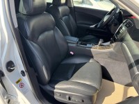 Lexus  IS 金鑽店~IS250 里程保證只跑13萬多公里，車況超優 主要配備有，循跡防滑 10安 免鑰啟動車門鎖 定速 光感應頭燈 雨滴感應雨刷 天窗 電動後遮陽簾 分區恆溫空調 換檔撥片 方向盤電動調整 粉塵過濾器 雙電動座椅 後座出風口 LED日行燈 HID頭燈 等多項配備！ | 新北市汽車商業同業公會｜TACA優良車商聯盟｜中古、二手車買車賣車公會認證保固