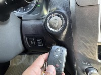 Lexus  IS 金鑽店~IS250 里程保證只跑13萬多公里，車況超優 主要配備有，循跡防滑 10安 免鑰啟動車門鎖 定速 光感應頭燈 雨滴感應雨刷 天窗 電動後遮陽簾 分區恆溫空調 換檔撥片 方向盤電動調整 粉塵過濾器 雙電動座椅 後座出風口 LED日行燈 HID頭燈 等多項配備！ | 新北市汽車商業同業公會｜TACA優良車商聯盟｜中古、二手車買車賣車公會認證保固