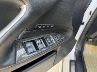 Lexus  IS 金鑽店~IS250 里程保證只跑13萬多公里，車況超優 主要配備有，循跡防滑 10安 免鑰啟動車門鎖 定速 光感應頭燈 雨滴感應雨刷 天窗 電動後遮陽簾 分區恆溫空調 換檔撥片 方向盤電動調整 粉塵過濾器 雙電動座椅 後座出風口 LED日行燈 HID頭燈 等多項配備！ | 新北市汽車商業同業公會｜TACA優良車商聯盟｜中古、二手車買車賣車公會認證保固