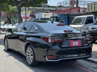 Lexus  ES200 金鑽店~ES200 里程保證只跑7千公里  ACC自動跟車 車道偏離警示 胎壓 斜坡輔助 循跡防滑 定速 免鑰啟動 摸門感應 十安 雙電動座椅 等多樣配備！ | 新北市汽車商業同業公會｜TACA優良車商聯盟｜中古、二手車買車賣車公會認證保固