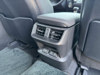 Lexus  ES200 金鑽店~ES200 里程保證只跑7千公里  ACC自動跟車 車道偏離警示 胎壓 斜坡輔助 循跡防滑 定速 免鑰啟動 摸門感應 十安 雙電動座椅 等多樣配備！ | 新北市汽車商業同業公會｜TACA優良車商聯盟｜中古、二手車買車賣車公會認證保固