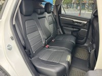 Honda  CR-V 金鑽店~選配超過10萬以上☆小改款5.5代 VTI-S.一手車+里程保證‧ACC跟車.車道偏移.360度環景 | 新北市汽車商業同業公會｜TACA優良車商聯盟｜中古、二手車買車賣車公會認證保固