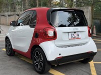 Smart  SMART FORTWO 金鑽店~ SMART FORTWO 2人座 6速雙離合器自手排 自然進氣 1.0 後輪驅動 71匹馬力 此車超省油省稅 遮風擋雨 冬暖夏涼 停車超方便 情侶外出遊玩神車！ | 新北市汽車商業同業公會｜TACA優良車商聯盟｜中古、二手車買車賣車公會認證保固