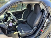 Smart  SMART FORTWO 金鑽店~新進2019年式 SMART FORTWO 2人座 6速雙離合器自手排 自然進氣 1.0 後輪驅動 71匹馬力 此車超省油省稅 遮風擋雨 冬暖夏涼 停車超方便 情侶外出遊玩神車！ | 新北市汽車商業同業公會｜TACA優良車商聯盟｜中古、二手車買車賣車公會認證保固