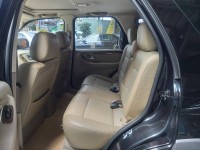 Ford/福特  Escape 2004年福特ESCAPE艾斯卡佩2.3(休旅車) | 新北市汽車商業同業公會｜TACA優良車商聯盟｜中古、二手車買車賣車公會認證保固