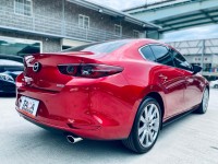 Mazda  Mazda3 2020年 Mazda 3 馬三 4門 深紅色 bose旗艦型 | 新北市汽車商業同業公會｜TACA優良車商聯盟｜中古、二手車買車賣車公會認證保固