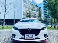 Mazda  Mazda3 2015年 Mazda3 馬三 白色 2.0L 頂級型 | 新北市汽車商業同業公會｜TACA優良車商聯盟｜中古、二手車買車賣車公會認證保固