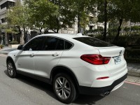 BMW/ 寶馬  X4 SERIES  X4 xDrive28i 2016年 BMW X4 XDRIVE28i 白色 2.0L M-Sport | 新北市汽車商業同業公會｜TACA優良車商聯盟｜中古、二手車買車賣車公會認證保固