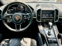PORSCHE  Cayenne 凱安 2014年 Porsche 保時捷 Cayenne | 新北市汽車商業同業公會｜TACA優良車商聯盟｜中古、二手車買車賣車公會認證保固
