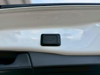 Toyota  RAV4 2020年領牌 TOYOTA RAV4 白色 2.0L 旗艦版 | 新北市汽車商業同業公會｜TACA優良車商聯盟｜中古、二手車買車賣車公會認證保固